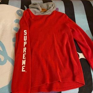 Supreme Hoodie